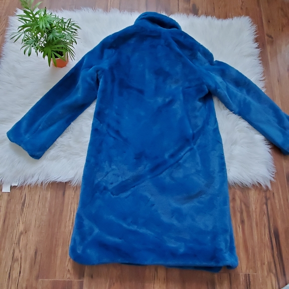 Badgley Mischka *blue* faux fur bunny trench coat - Picture 4 of 7